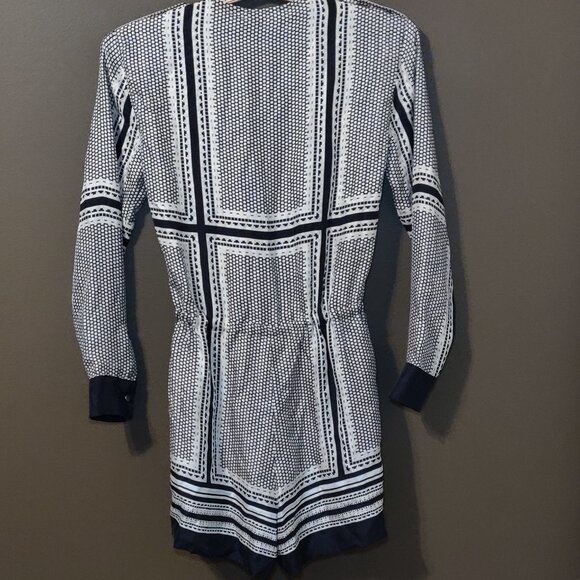 Rachel Zoe 100% Silk Phoebe Romper NEW WITH TAGS SIZE 2 - Picture 5 of 9